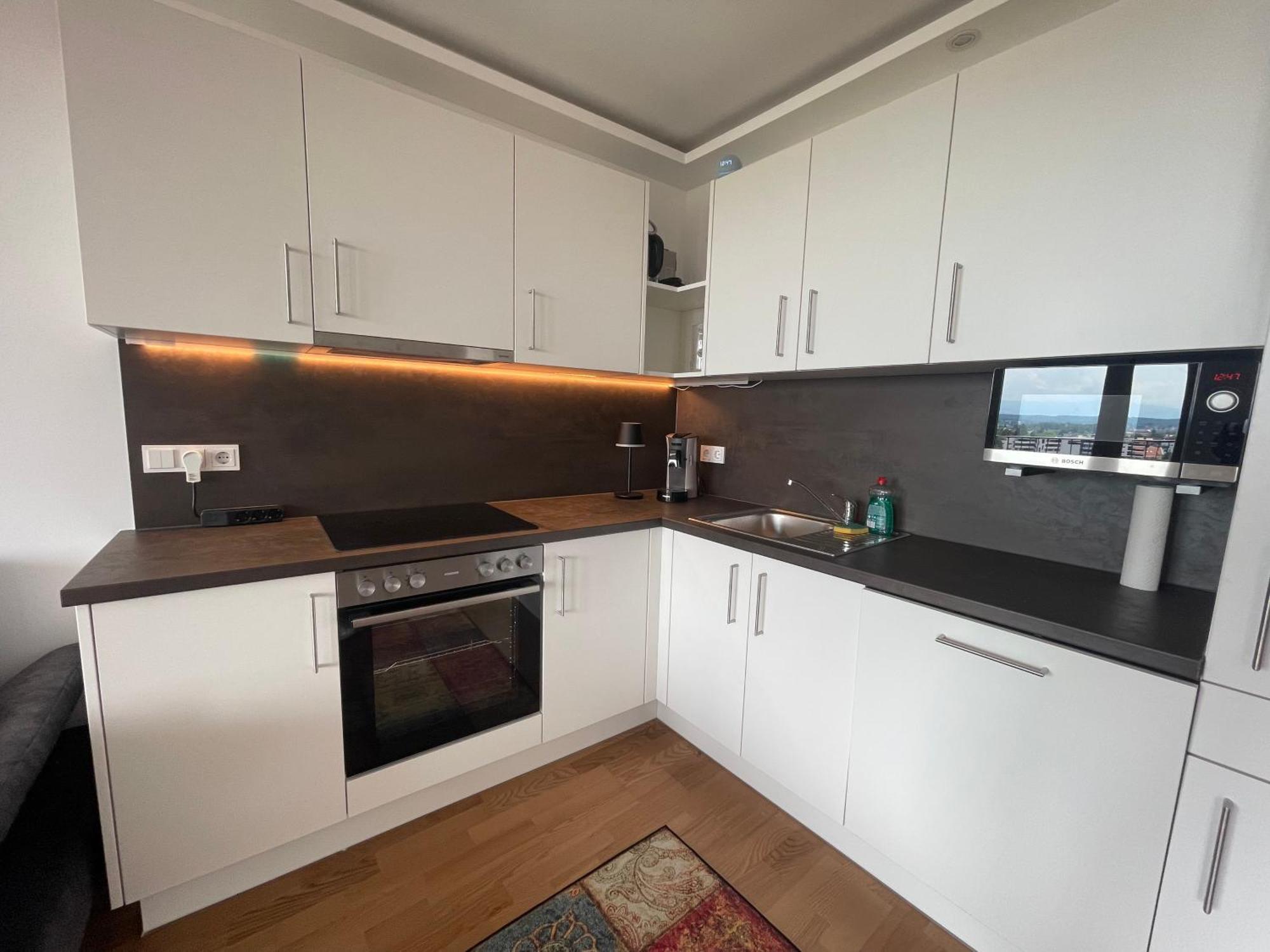 100 Qm Penthouse, Self-Check-In, 2 Parkplaetze Apartman Graz Kültér fotó