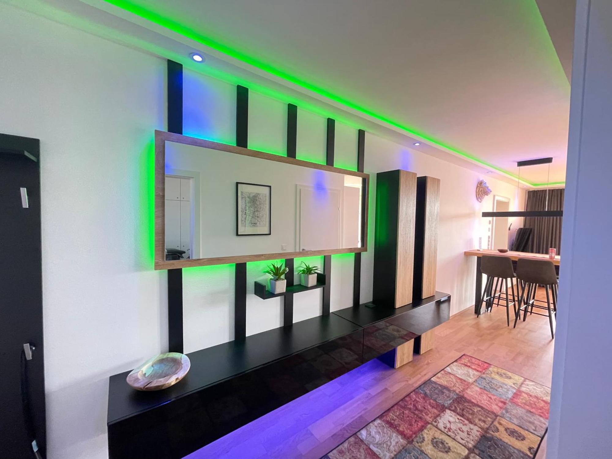100 Qm Penthouse, Self-Check-In, 2 Parkplaetze Apartman Graz Kültér fotó